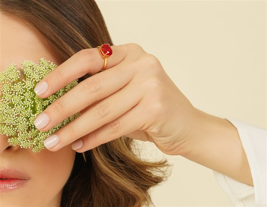 انگشتر طلا ویترای بیضی سرخ انگشتر طلا ویترای بیضی سرخ