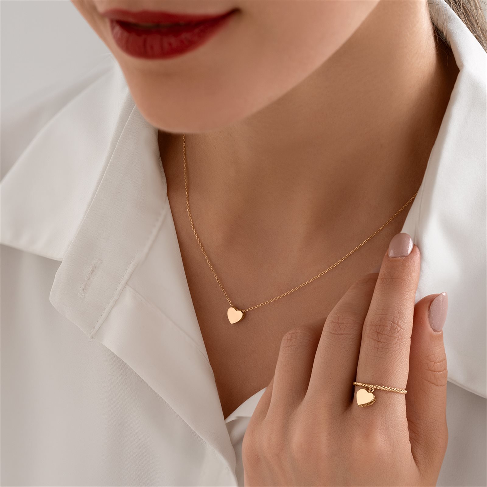 انگشتر طلا زنانه آویز قلب