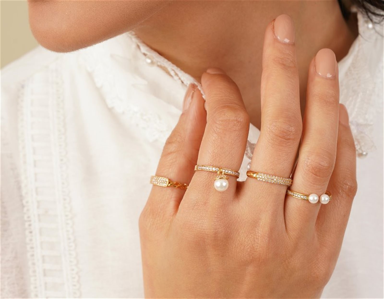 انگشتر طلا زنانه لونا انگشتر طلا زنانه لونا