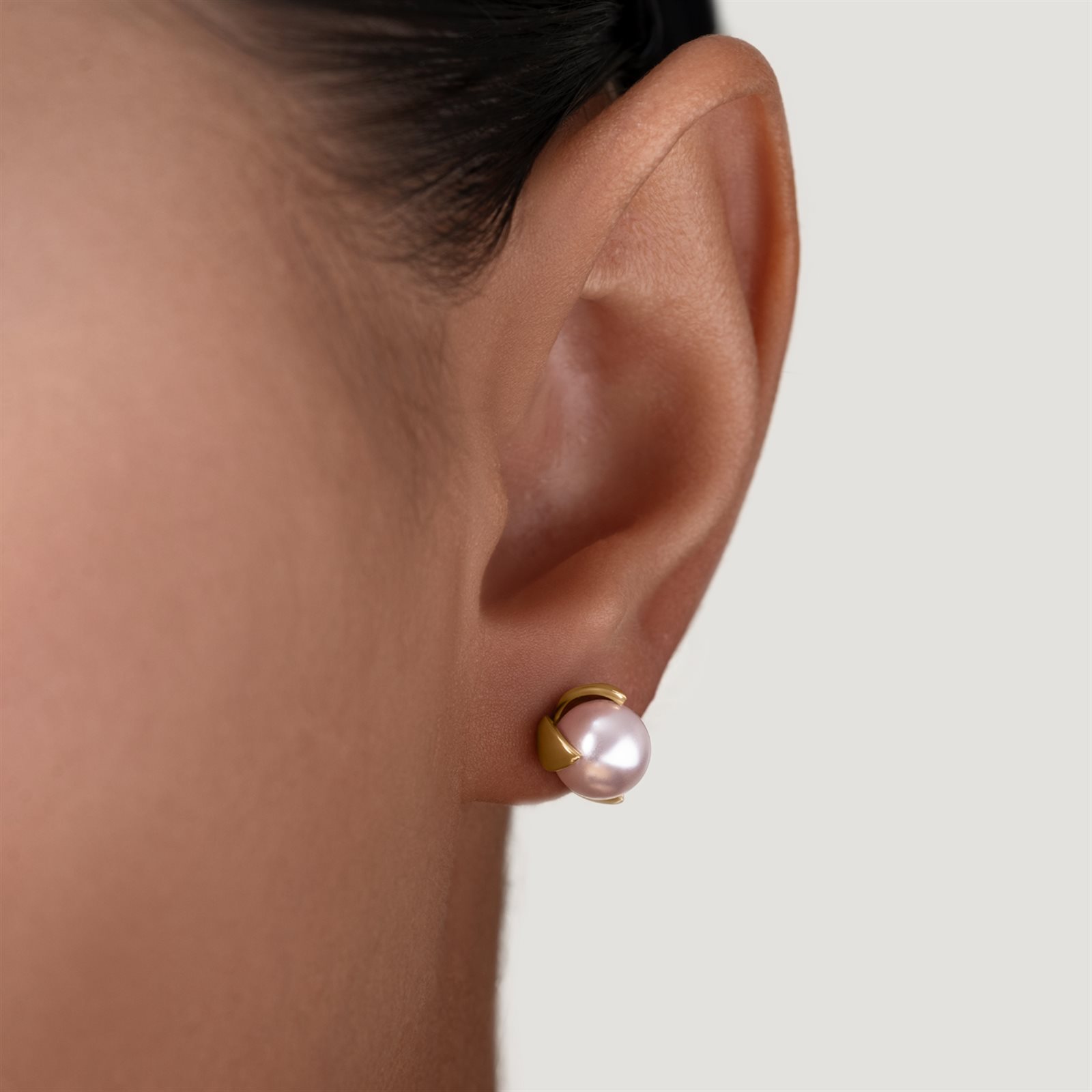 گوشواره طلا زنانه گل مروارید صورتی گوشواره طلا زنانه گل مروارید صورتی