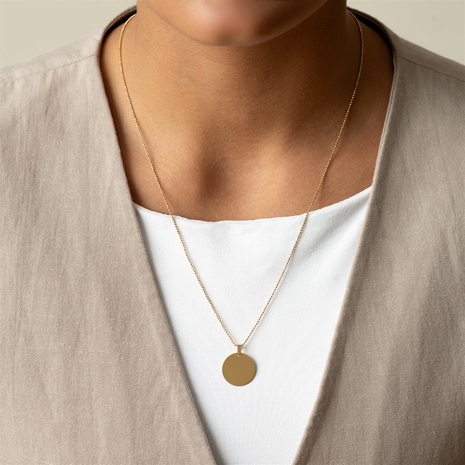 آویز طلا زنانه پولکی کوچک آویز طلا زنانه پولکی کوچک