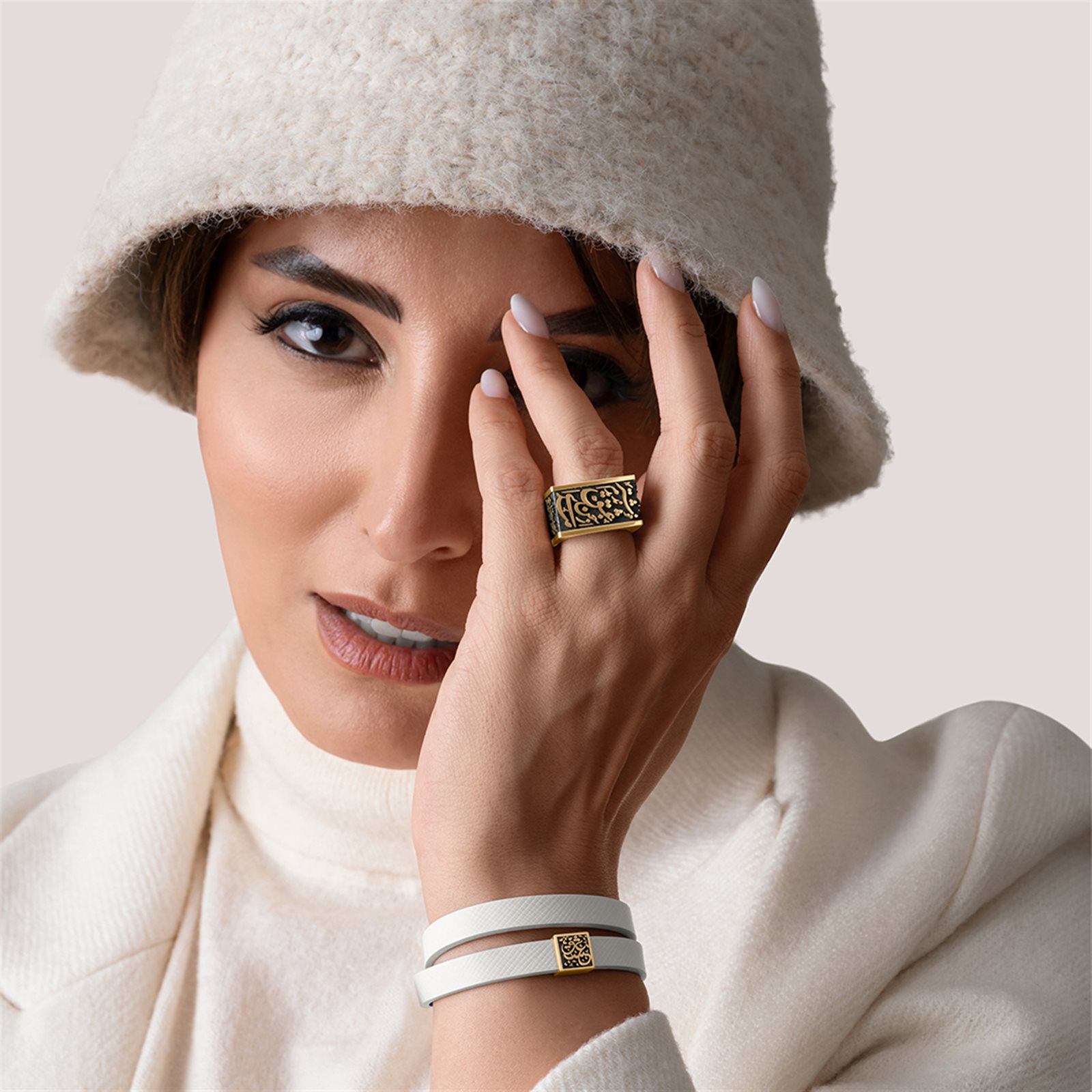 انگشتر طلا زنانه زر و خط سخن عشق