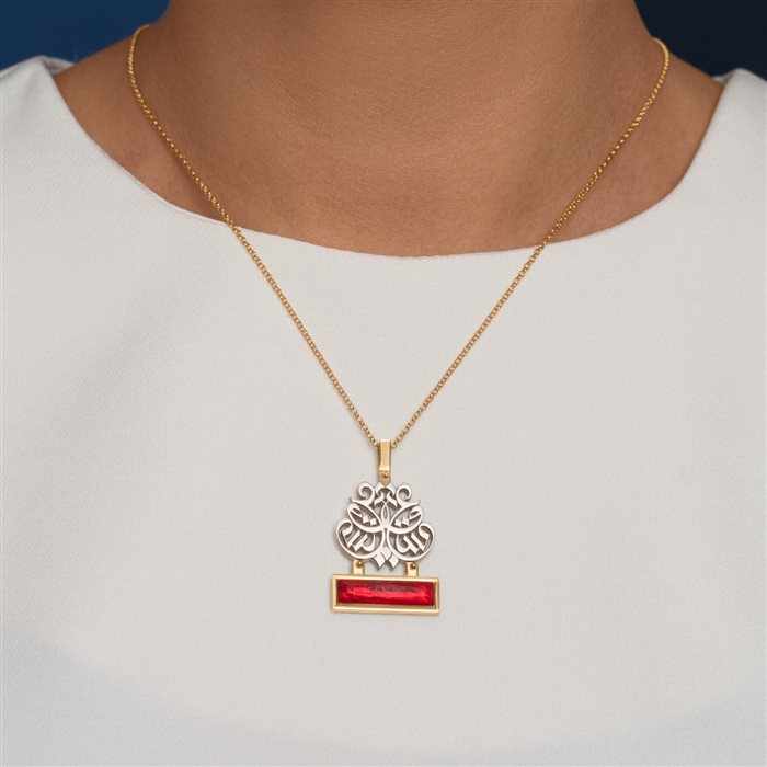 آویز طلا زنانه نقش عشق