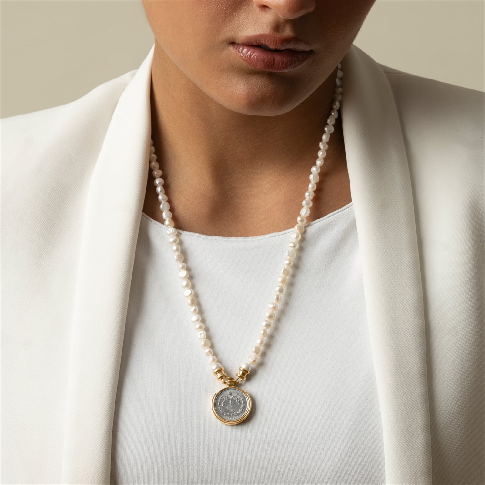 گردنبند طلا زنانه تاریخ گردنبند طلا زنانه تاریخ