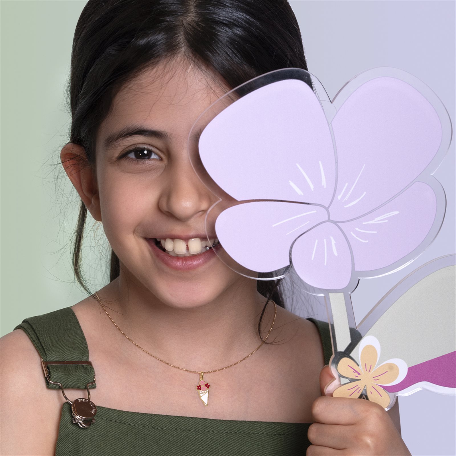 آویز طلا زنانه گل گلی