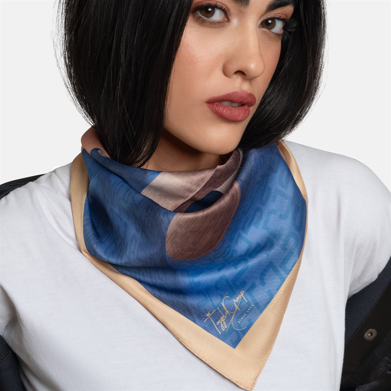 دستمال گردن صحرا تاج دستمال گردن صحرا تاج